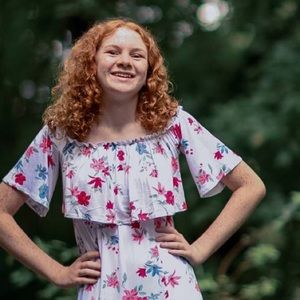 Meet your Posher, Elizabeth